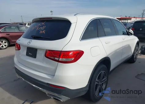 2017 Mercedes-Benz Glc 300 z USA, uszkodzony, nr VIN WDC0G4JB0HF126977